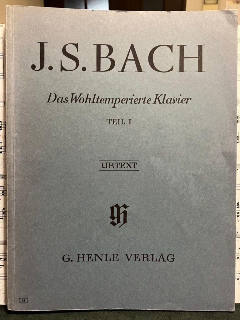 J.S.バッハ『平均律クラヴィーア曲集 第1巻』の楽譜表紙（小学生ピアノ教室で使用）